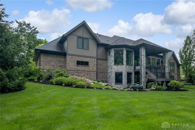 2081 Forest Bend Drive, Beavercreek Twp, OH 45385