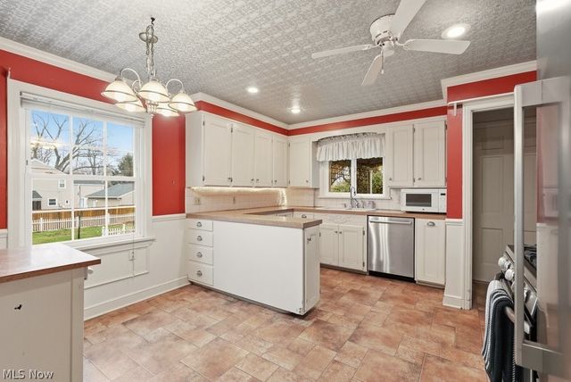 3422 Yale Avenue NW, Canton, OH 44709