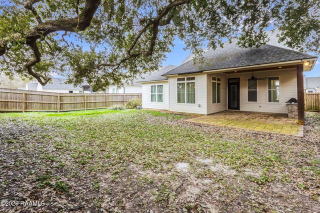 210 Treescape Drive, Lafayette, LA 70508