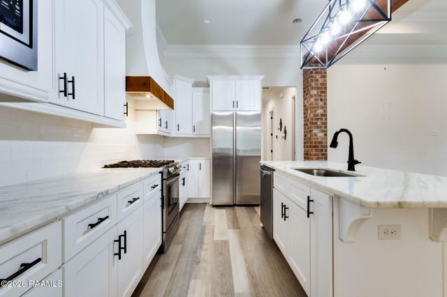 210 Treescape Drive, Lafayette, LA 70508