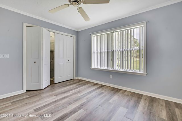 3275 W Daffodil Drive, Beverly Hills, FL 34465