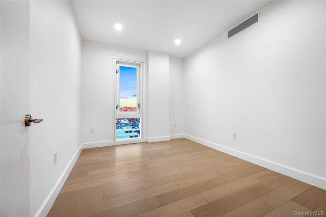 150-02 Northern Boulevard 6A, Flushing, NY 11354