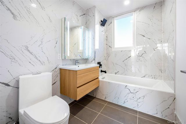 150-02 Northern Boulevard 6A, Flushing, NY 11354