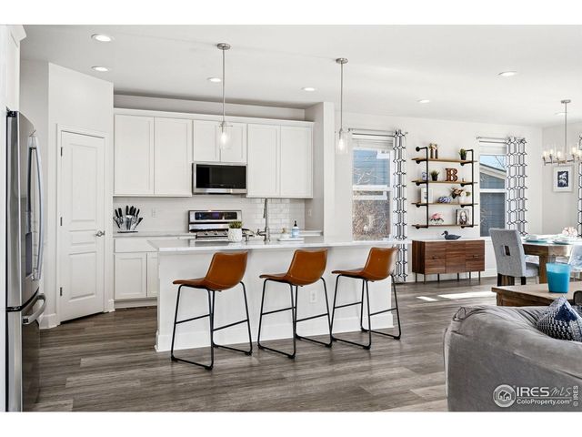 907 Weston Cir, Erie, CO 80516