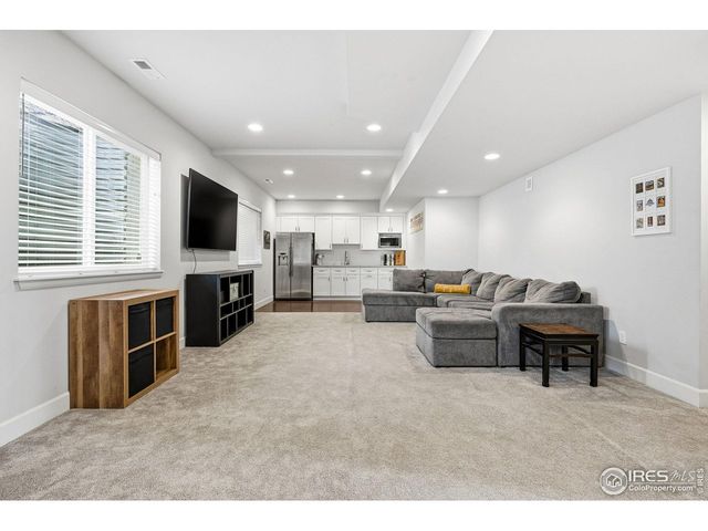 907 Weston Cir, Erie, CO 80516