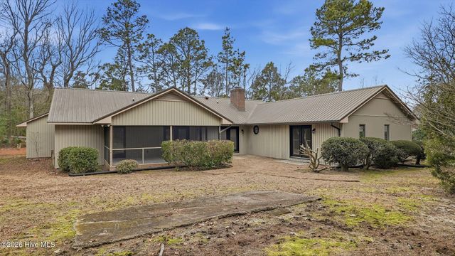 102 Scuppernong Court, Seven Lakes, NC 27376