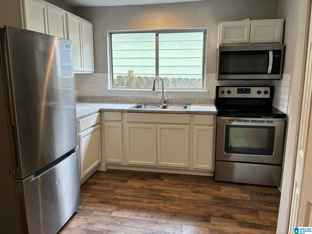 111 2ND AVENUE SW, Birmingham, AL 35211