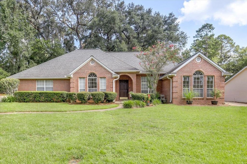 3486 Colonnade Drive, Tallahassee, FL 32309