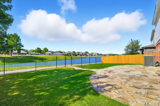 12801 Parkersburg Drive, Fort Worth, TX 76244