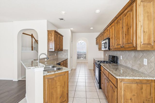 12801 Parkersburg Drive, Fort Worth, TX 76244