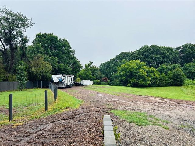 8835 Jot Em Down Road, Gainesville, GA 30506