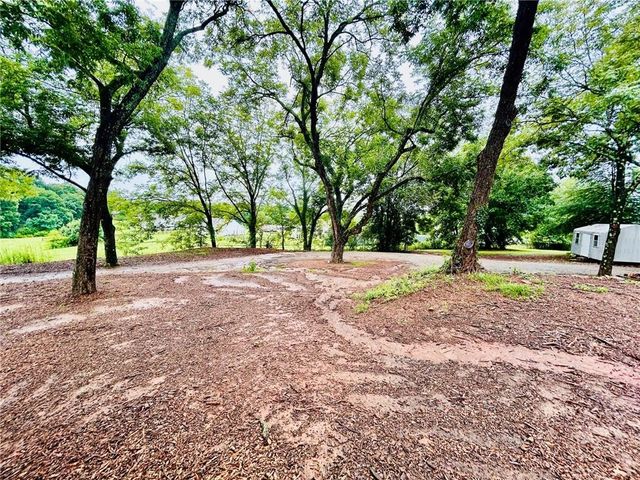 8835 Jot Em Down Road, Gainesville, GA 30506