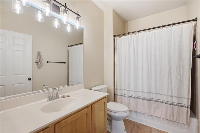 3097 Falling Waters Lane 0, Lindenhurst, IL 60046