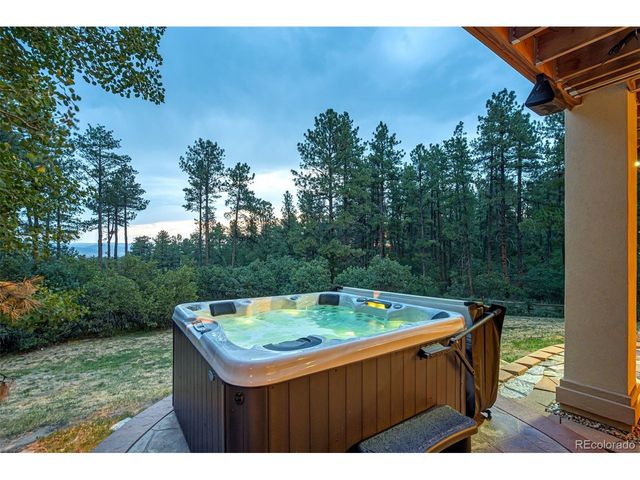 1851 Gore Dr, Larkspur, CO 80118