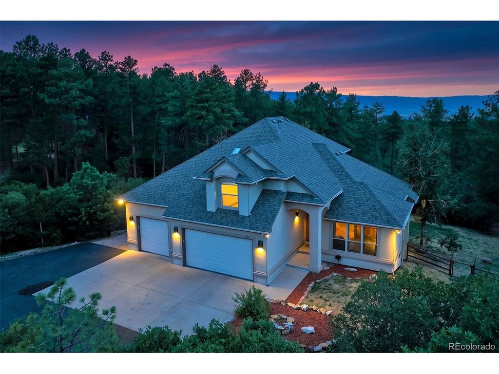 1851 Gore Dr, Larkspur, CO 80118
