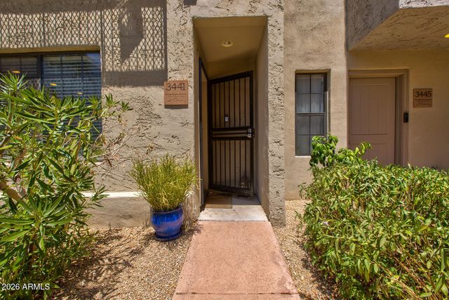 3441 E AVALON Drive, Phoenix, AZ 85018