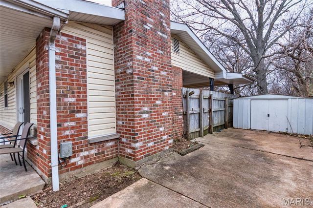 6272 Treeridge Trail, St Louis, MO 63129