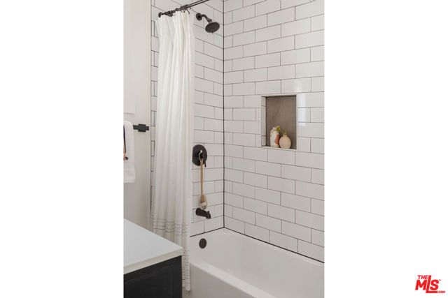 5302 Irvington Place, Los Angeles, CA 90042