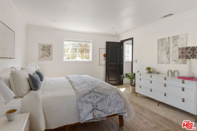 5302 Irvington Place, Los Angeles, CA 90042