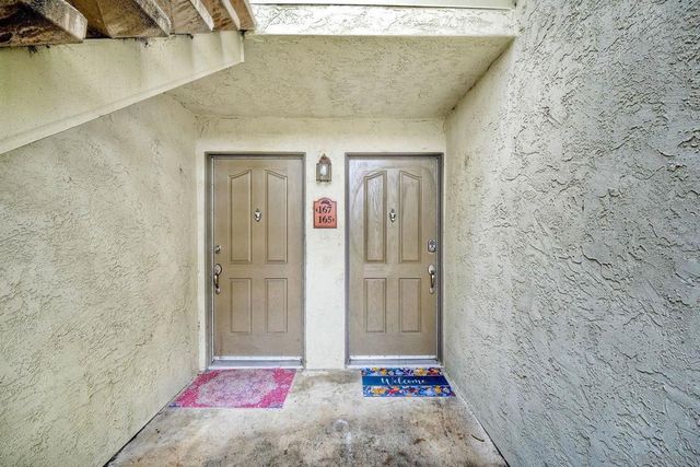 432 Edgehill Lane 165, Oceanside, CA 92054