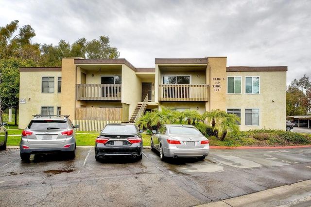 432 Edgehill Lane 165, Oceanside, CA 92054