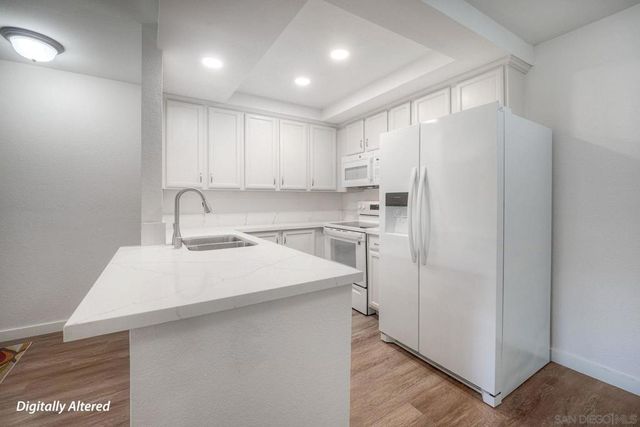 432 Edgehill Lane 165, Oceanside, CA 92054