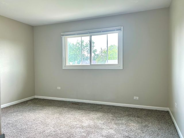 607 Sullivan Lane, University Park, IL 60484