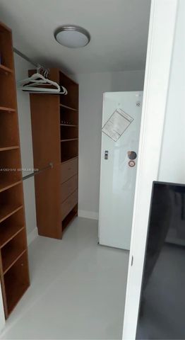 50 Biscayne Blvd 2501, Miami, FL 33132