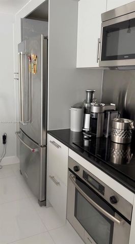 50 Biscayne Blvd 2501, Miami, FL 33132