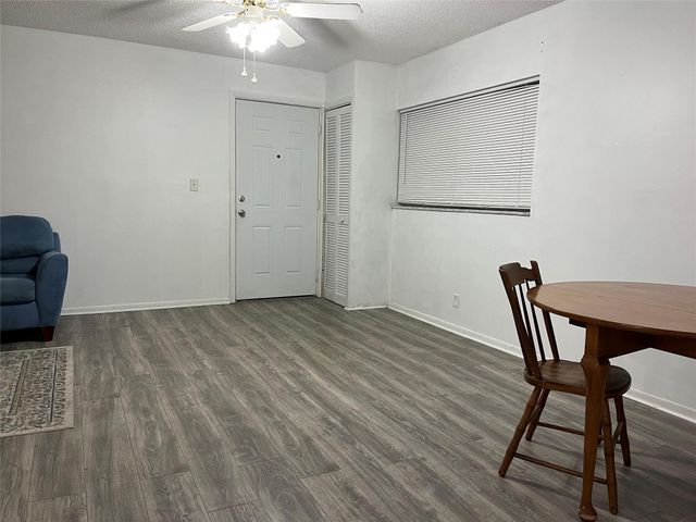 4135 NW 88th Avenue 201, Coral Springs, FL 33065