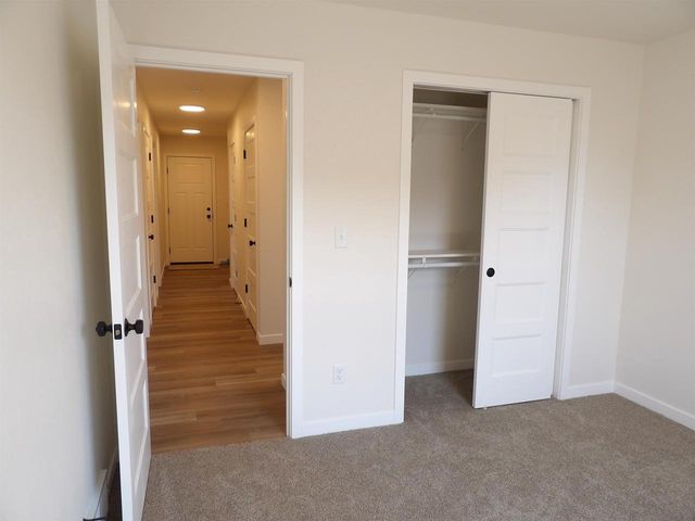 2509 LAWRENCE DRIVE, De Pere, WI 54115
