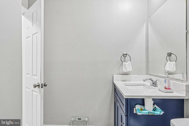52 HASTING LN, Willingboro, NJ 08046