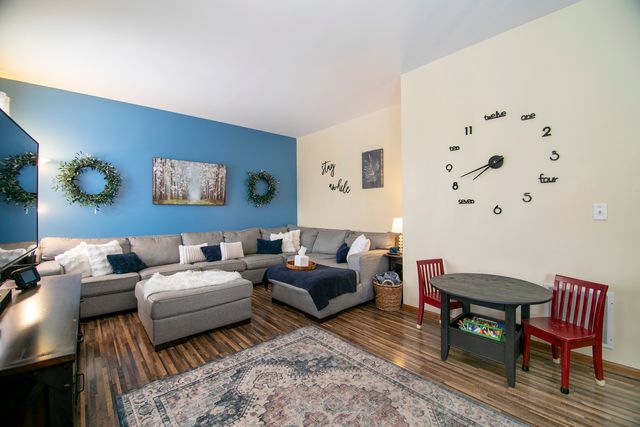 164 S Palmer Drive, Bolingbrook, IL 60490