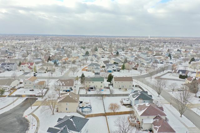 164 S Palmer Drive, Bolingbrook, IL 60490