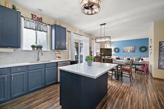 164 S Palmer Drive, Bolingbrook, IL 60490