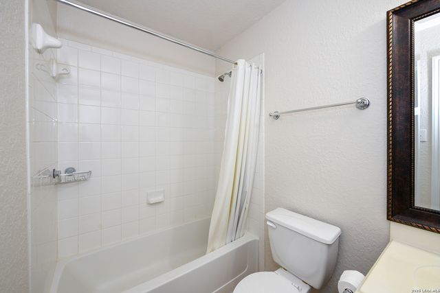 23815 Misty peak, San Antonio, TX 78258
