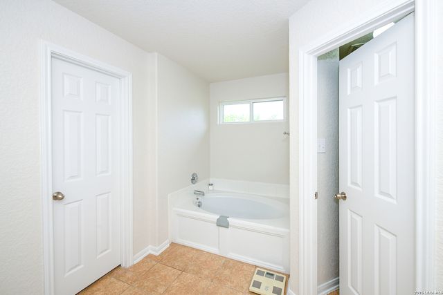 23815 Misty peak, San Antonio, TX 78258