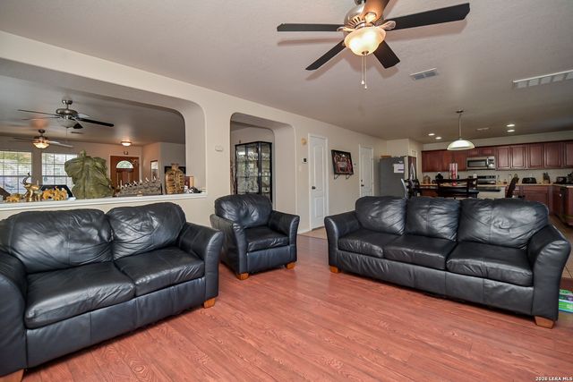 7207 Avery, Live Oak, TX 78233