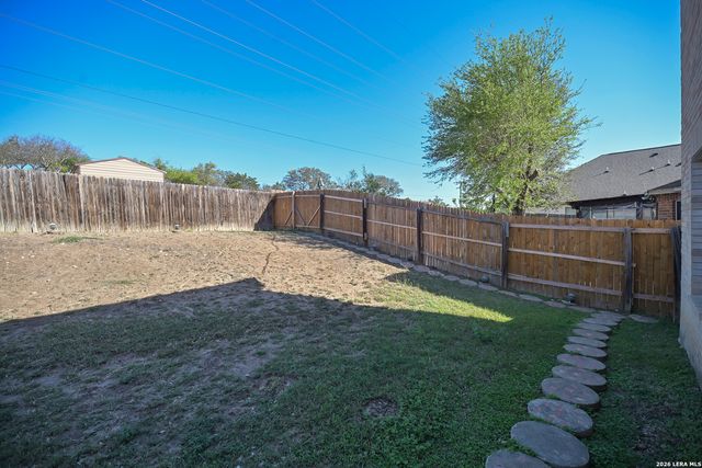 7207 Avery, Live Oak, TX 78233