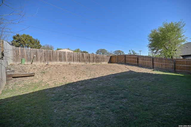 7207 Avery, Live Oak, TX 78233