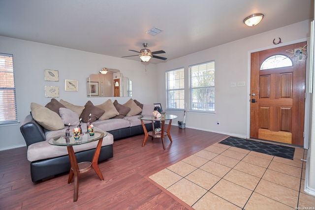 7207 Avery, Live Oak, TX 78233