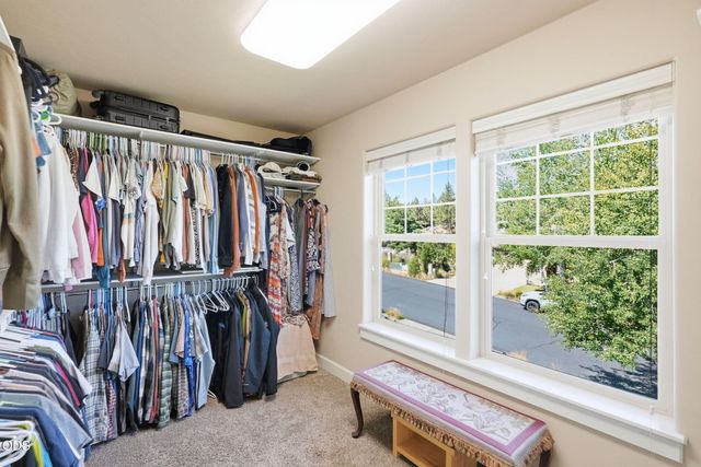 61156 SE Sydney Harbor Drive, Bend, OR 97702