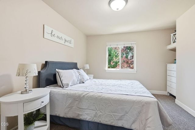 61156 SE Sydney Harbor Drive, Bend, OR 97702