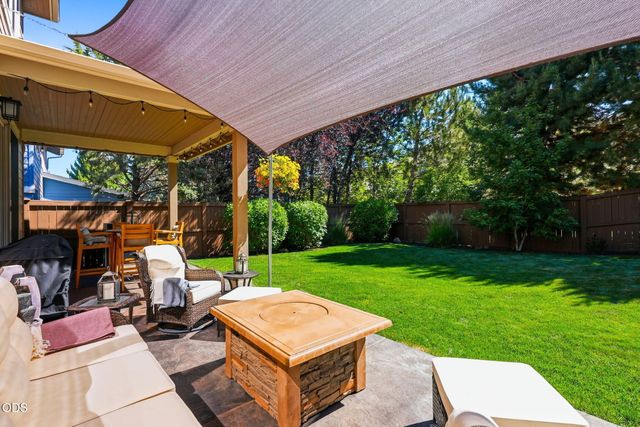 61156 SE Sydney Harbor Drive, Bend, OR 97702