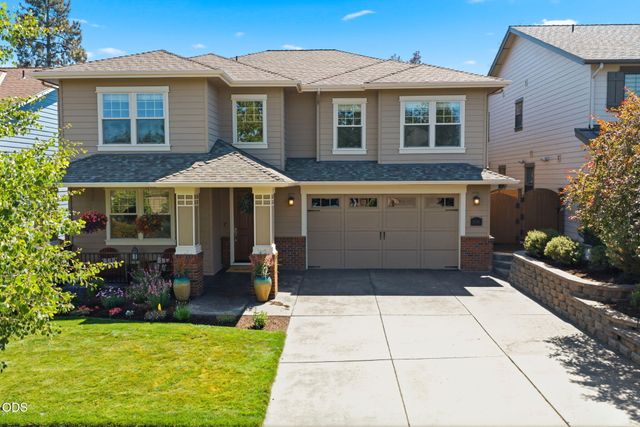 61156 SE Sydney Harbor Drive, Bend, OR 97702