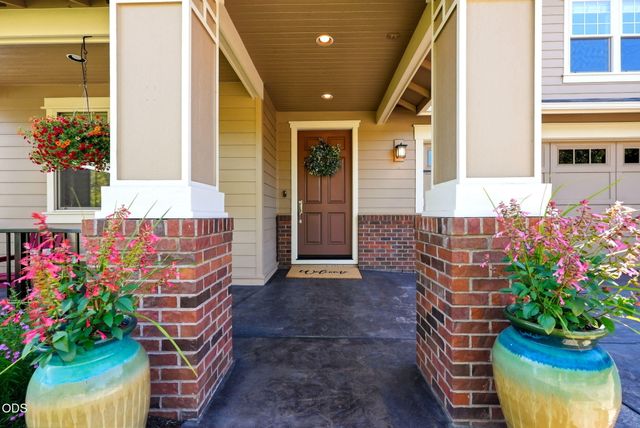 61156 SE Sydney Harbor Drive, Bend, OR 97702
