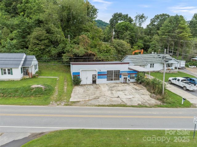 219 Burnsville School Road, Burnsville, NC 28714