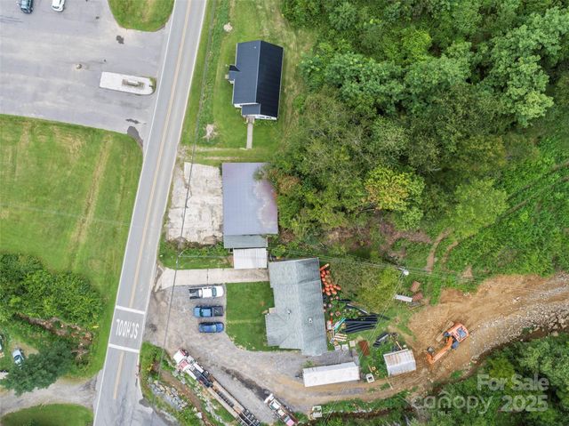 219 Burnsville School Road, Burnsville, NC 28714