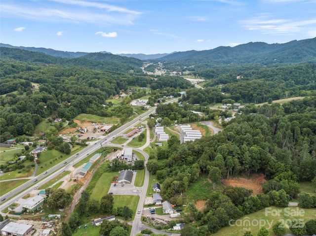 219 Burnsville School Road, Burnsville, NC 28714