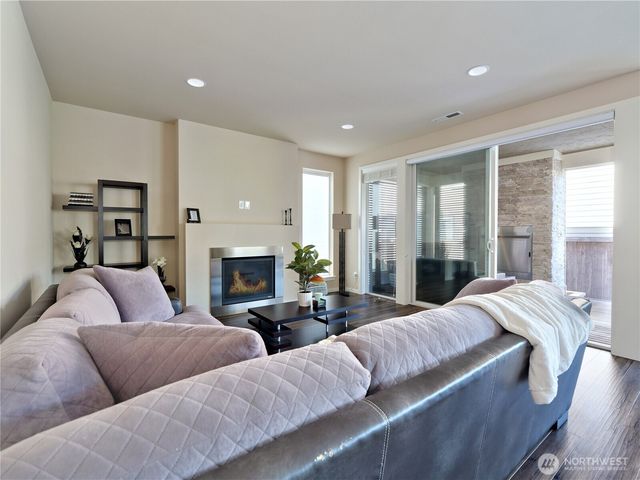 4133 171st Street SE, Bothell, WA 98012